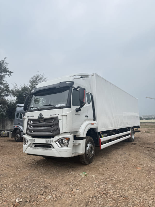 Xe tảI HOWO NX220 4X2 thùng công 3CH 9M9 