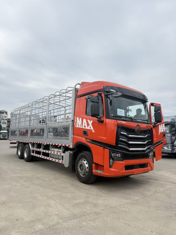 Xe tải HOWO MAX280 khung mui phủ bạt 9M9 