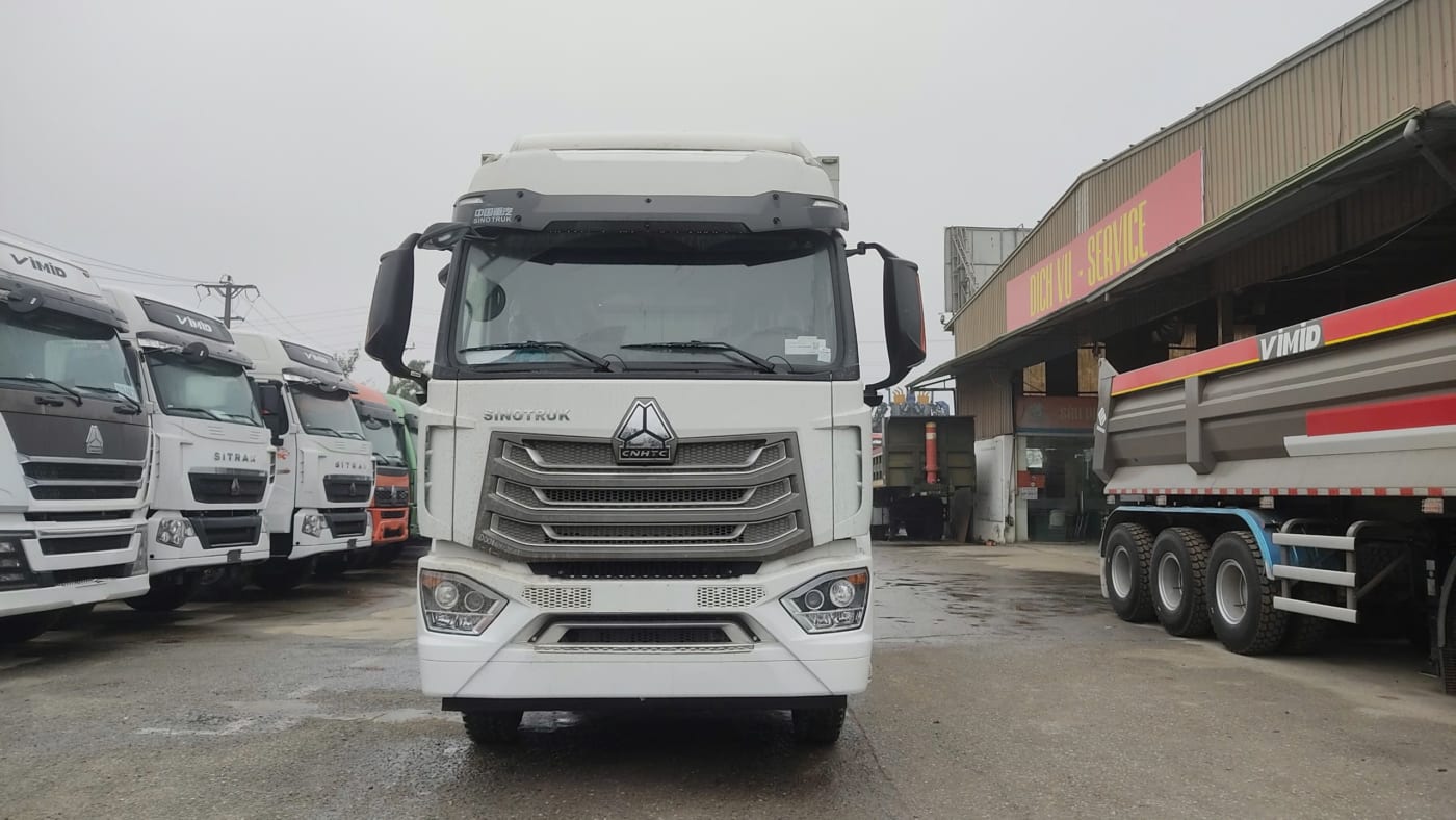 Xe tải HOWO NX220 4×2 thùng công 1CH 9M9