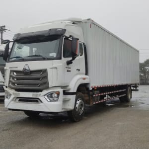 Xe tải HOWO NX220 4×2 thùng công 1CH 9M9